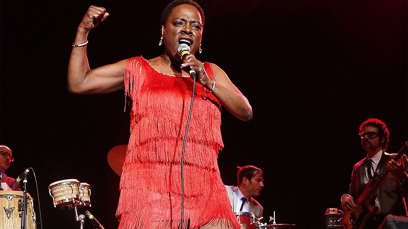 Miss Sharon Jones! (image 2)