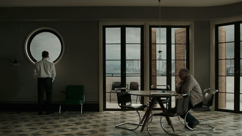Foxtrot (image 2)